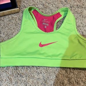 Sports bra